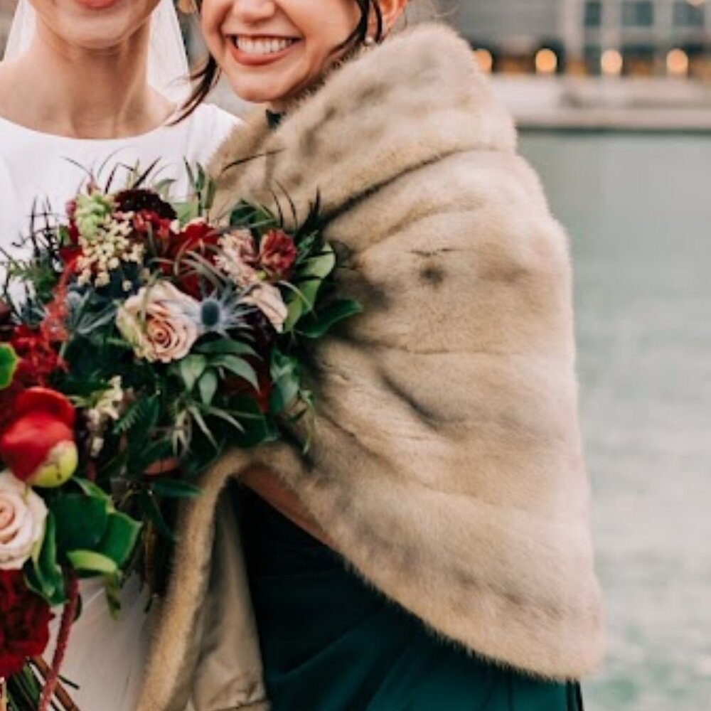 Vintage Blonde Fur Stole - One Size Fits All - Picture 4 of 4